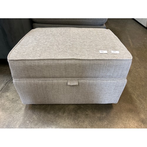 1530 - An oatmeal textured weave ottoman footstool