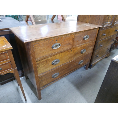 228 - An Edward VII oak chest of drawers