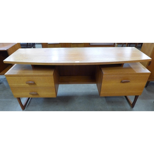 25 - A G-Plan Quadrille teak desk