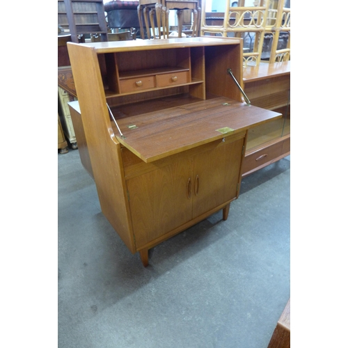 39 - A Jentique teak bureau