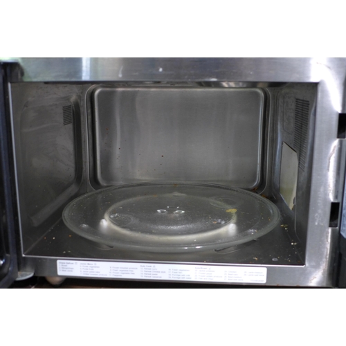 3021 - Panasonic Combi Microwave (model:- NN-CT56JB), original RRP £164.99 + VAT (304-156) * This lot is su... 