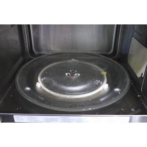 3021 - Panasonic Combi Microwave (model:- NN-CT56JB), original RRP £164.99 + VAT (304-156) * This lot is su... 