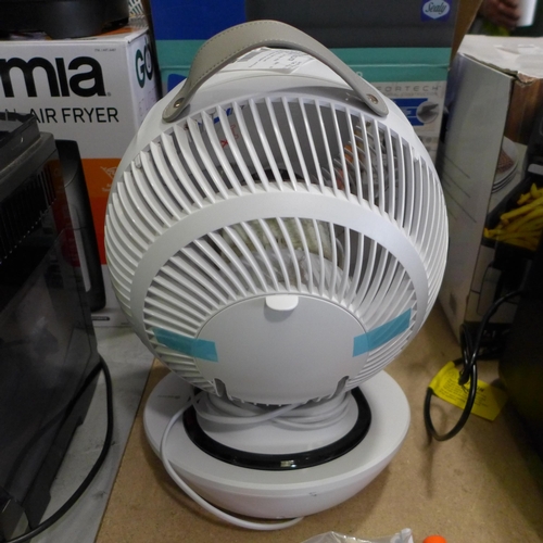 3053 - Meaco Air Circulator With Remote (304-71) * This lot is subject to VAT