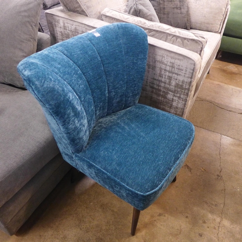 1348 - A teal crushed velvet upholstered shell back side chair