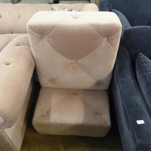 1392 - A cherry blossom velvet upholstered Chesterfield style three seater love seat and pair of footstools