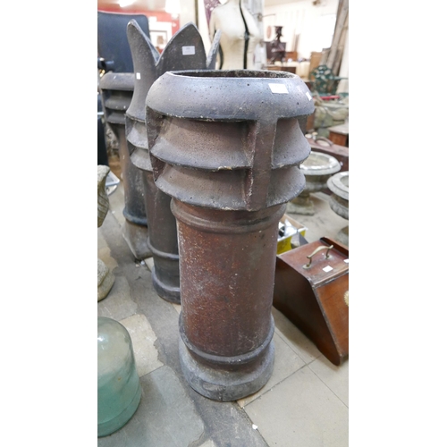 302 - A Victorian salt glazed terracotta chimney-pot