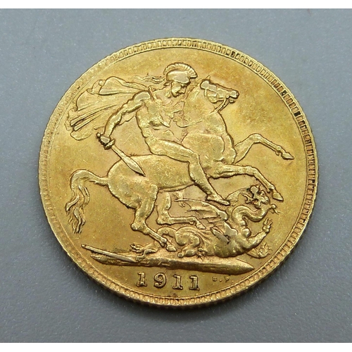 1026 - A 1911 gold full-sovereign