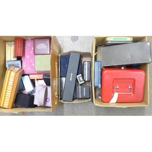 1114 - Empty jewellery boxes, watch boxes and tins (3 boxes) **PLEASE NOTE THIS LOT IS NOT ELIGIBLE FOR POS... 