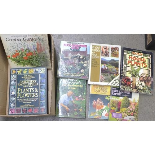 1116 - Gardening books **PLEASE NOTE THIS LOT IS NOT ELIGIBLE FOR POSTING AND PACKING**