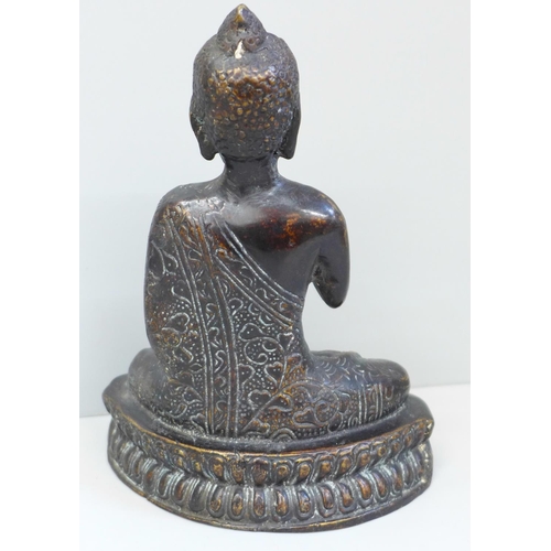 628 - A bronze Buddha, 19cm