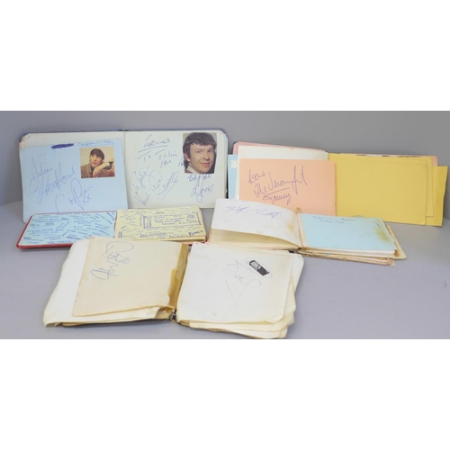 650 - Autograph books, mainly 1960s (5)