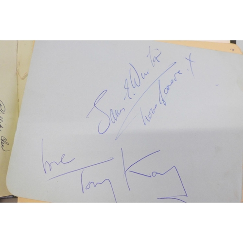 650 - Autograph books, mainly 1960s (5)