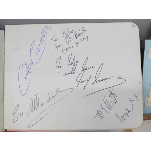 650 - Autograph books, mainly 1960s (5)