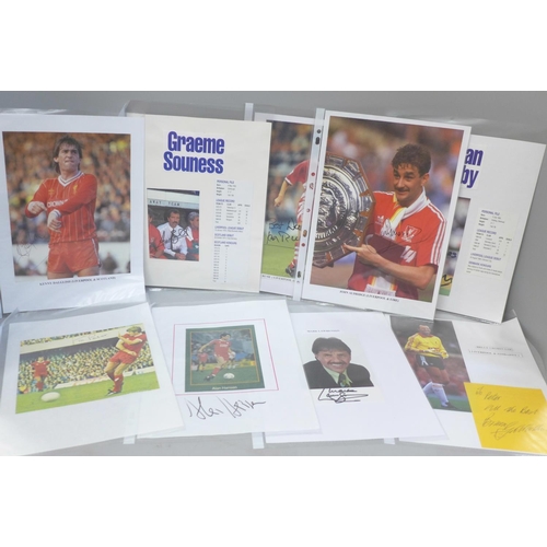 675 - Liverpool Football Club signatures, 1980's, Kenny Dalglish, Graeme Souness, Emlyn Hughes, Ian Rush, ... 