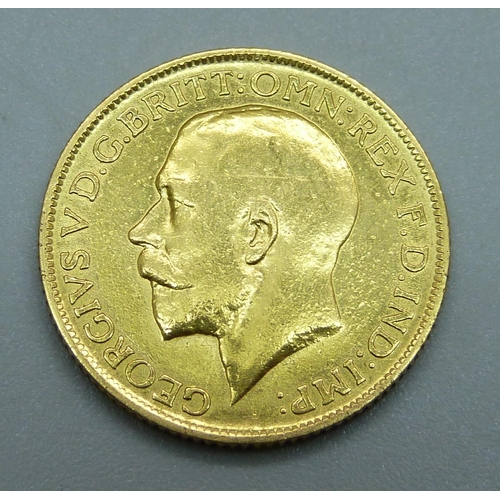 1016 - A 1914 gold full-sovereign