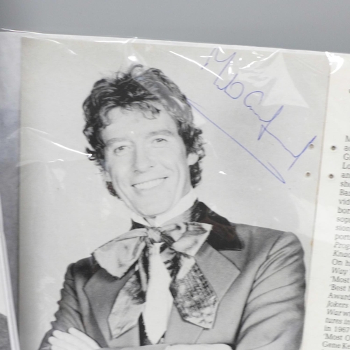 629 - An autograph selection, Michael Crawford, Gene Barry, Jamie Lee Curtis, Gerry and The Pacemakers, et... 