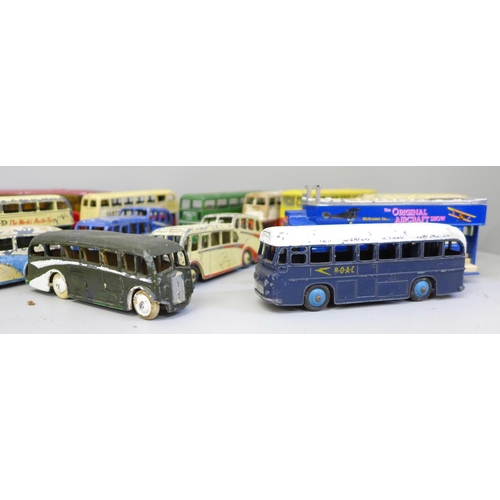 668 - Dinky Toys, EFE, and other die-cast metal buses and coaches