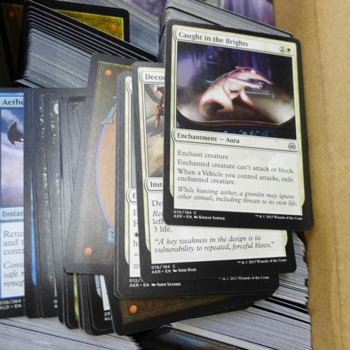 714 - A box of Magic The Gathering gaming/playing cards, loose