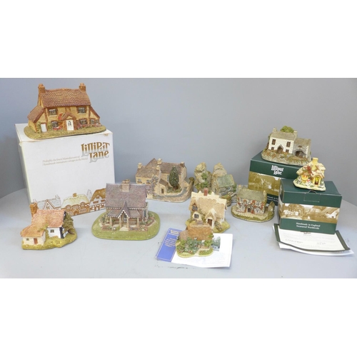 719 - Nine Lilliput Lane cottages including Brewn Bach, Catch a Cold and Stone Cottage, boxed and other Li... 