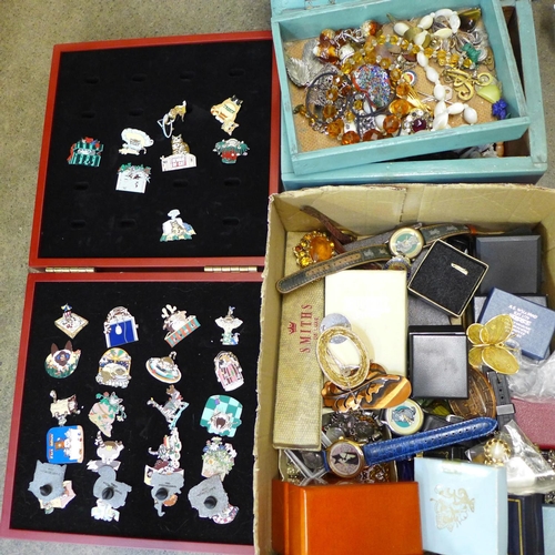 727 - Costume jewellery, Gary Patterson cat badges and watches