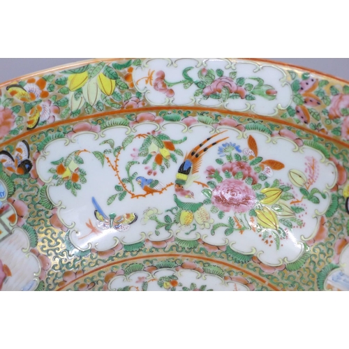 813 - A 19th Century Chinese export famille rose large bowl