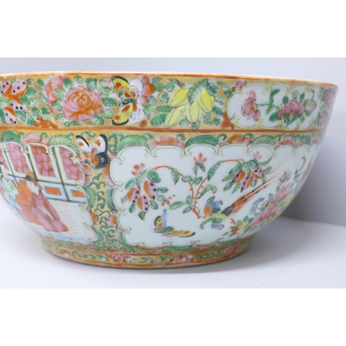 813 - A 19th Century Chinese export famille rose large bowl