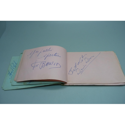 824 - An autograph book, mainly Sport, 1950s and 1960s, Surrey, Sussex, India 1959, Johnny Kwango, Billy T... 