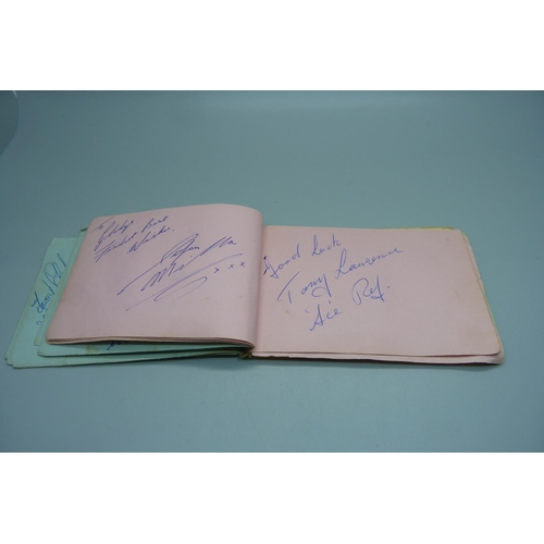 824 - An autograph book, mainly Sport, 1950s and 1960s, Surrey, Sussex, India 1959, Johnny Kwango, Billy T... 