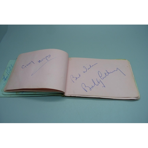 824 - An autograph book, mainly Sport, 1950s and 1960s, Surrey, Sussex, India 1959, Johnny Kwango, Billy T... 