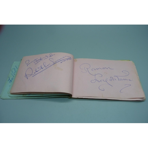 824 - An autograph book, mainly Sport, 1950s and 1960s, Surrey, Sussex, India 1959, Johnny Kwango, Billy T... 