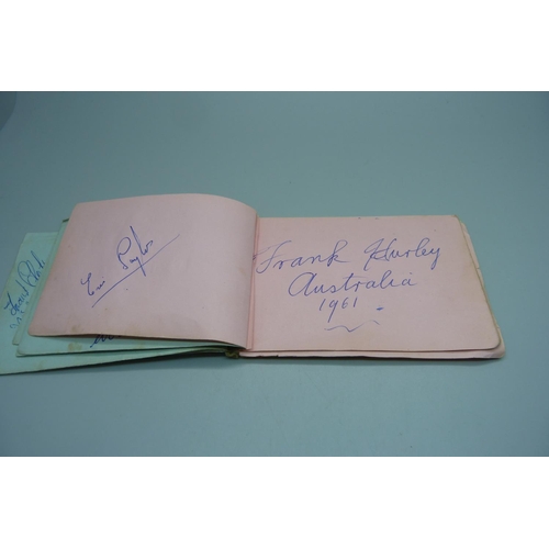 824 - An autograph book, mainly Sport, 1950s and 1960s, Surrey, Sussex, India 1959, Johnny Kwango, Billy T... 