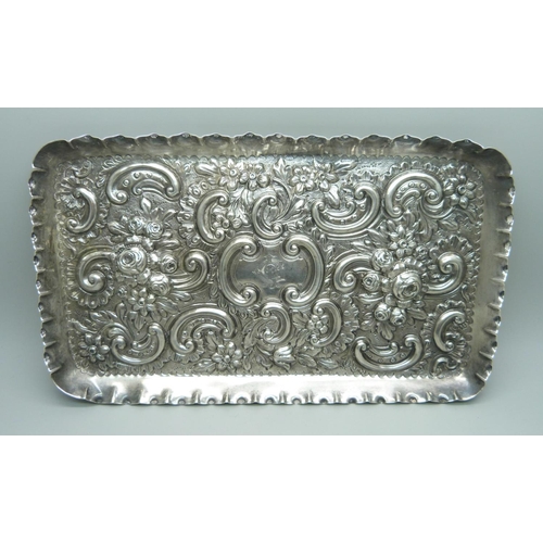 834 - A Victorian embossed silver tray, London 1899, 204g, 14.5cm x 25cm