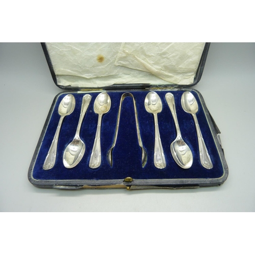 854 - A set of six silver spoons with sugar bows, Walker & Hall, Sheffield 1925, 125g