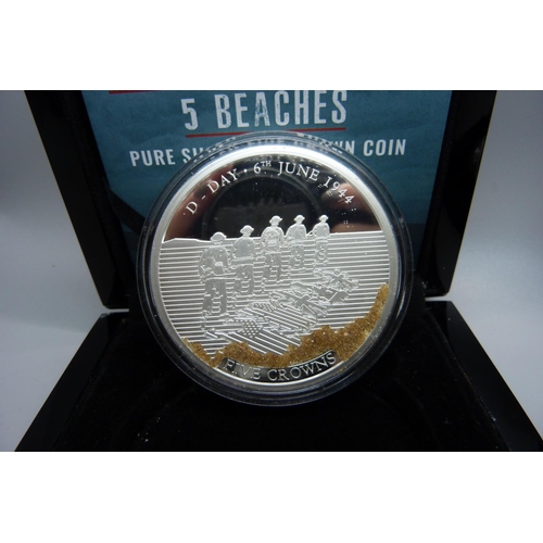 861 - Two D-Day 75 Silver Five Crown Coins, fine 999. silver The 5 Crowns For 5 Beaches, 2019, and The Nor... 