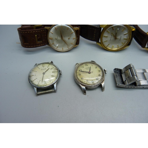 884 - Eight gentlemen's wristwatches, including Cyma, Ingersoll, Avia and one CCCP made