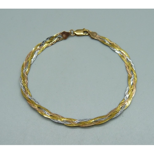 951 - An Italian tri-colour gold bracelet, 2.4g