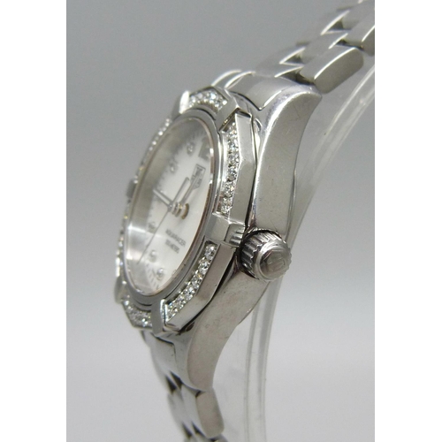 977 - A lady's Tag Heuer Aquaracer wristwatch set with 45 diamonds, approximately 0.55 carat diamond weigh... 