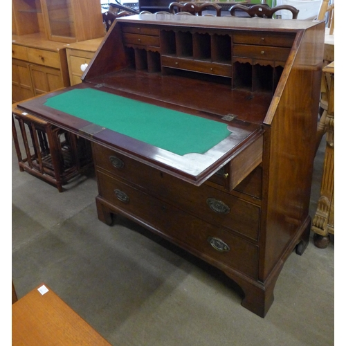 121 - A George III mahogany bureau