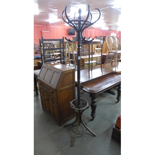 188 - A beech bentwood coatstand