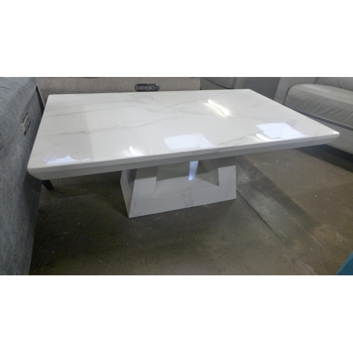 1441 - A white marble effect coffee table