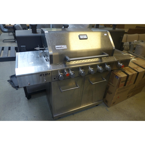 1555 - A Nexgrill 7 burner delux 34