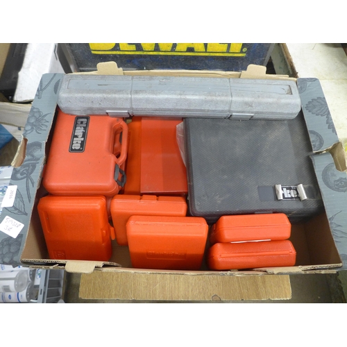 2016 - A quantity of plastic toolboxes including Dewalt and Clarke