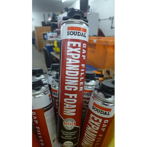 2018 - 10 x Soudal expanding foam cans