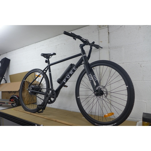 2117 - A Pure Flux me pedal-assisted electric bike - unused - original RRP £1199