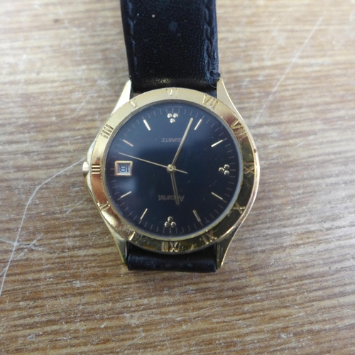 2143 - 2 Accurist wristwatch