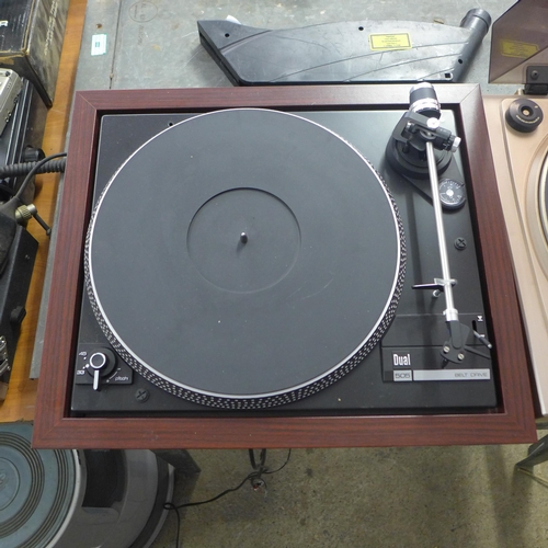 2202 - A Marantz turntable (model:- 6025) and a dual turntable (505)