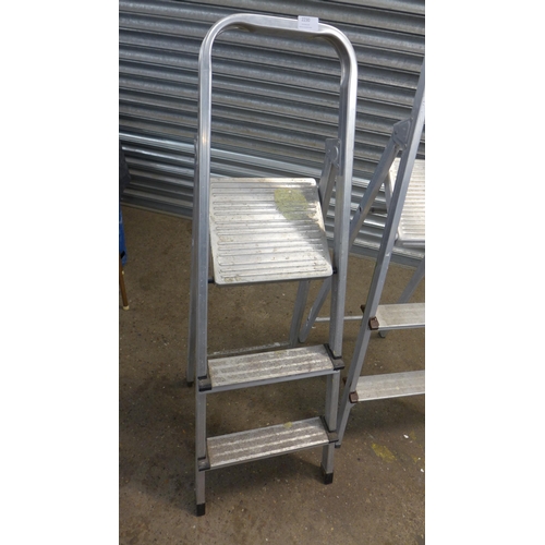 2230 - Three aluminium stepladders