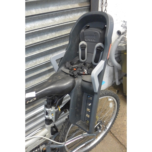 2245 - A lady's Indi Voyager bike with child's seat