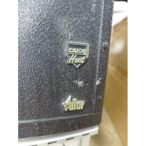 2334 - Calor gas heater with bottle