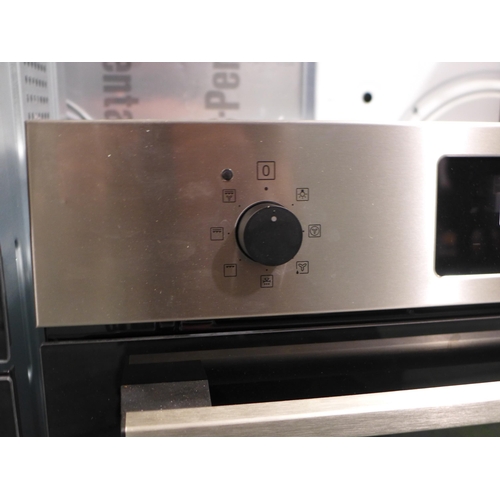 3202 - Zanussi Single Multifunction Oven (H589xW594xD568) - model no.:- ZOHNX3X1, original RRP £265.83 inc.... 